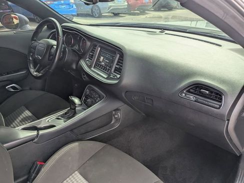 Used 2022 Dodge Challenger R/T image 27