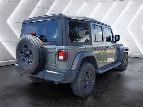 Used 2022 Jeep Wrangler Unlimited Sport AWD/4WD image 4