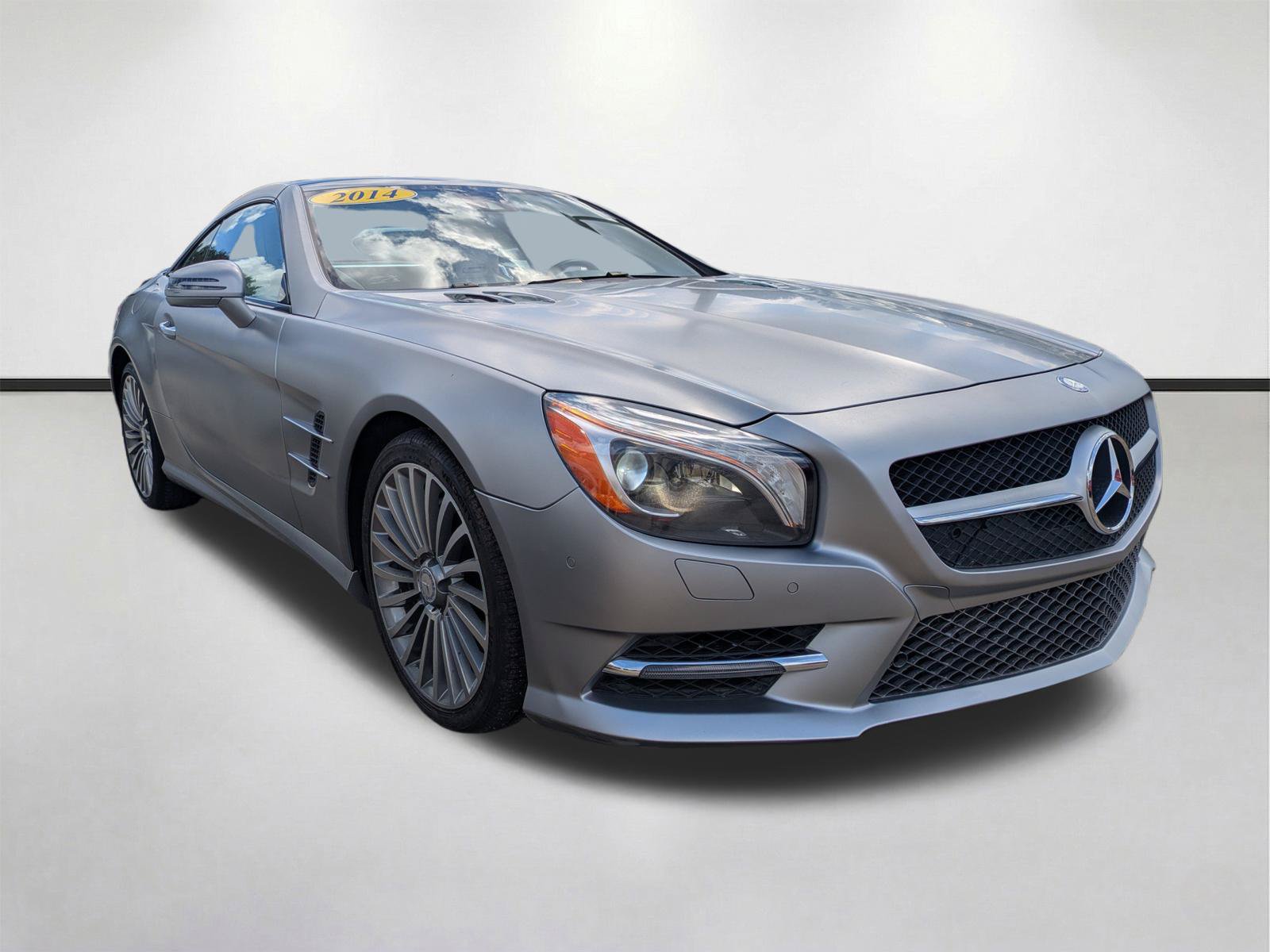 Used 2014 Mercedes-Benz SL 550 image 1