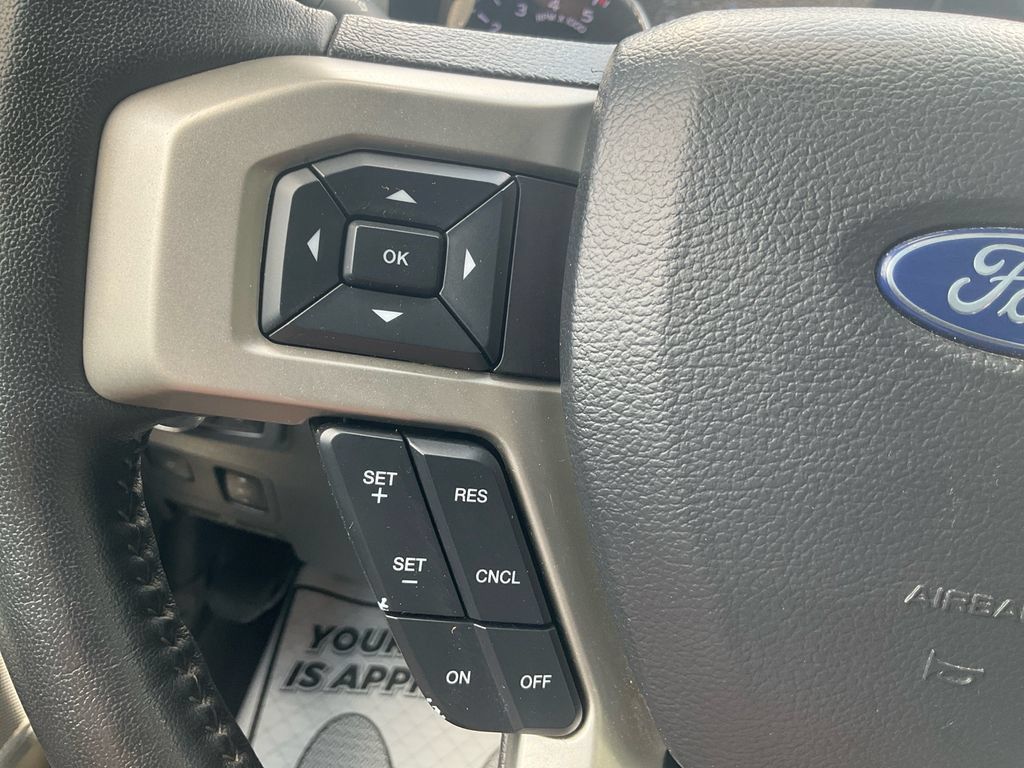Used 2022 Ford F250 Lariat w/ Lariat Ultimate Package AWD/4WD image 22
