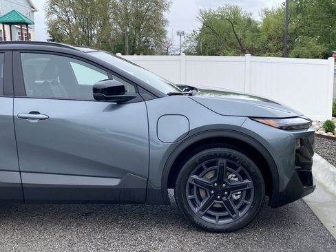 New 2026 Subaru Uncharted AWD image 8