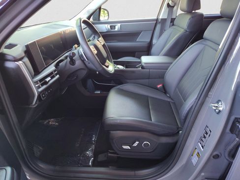 Used 2024 Hyundai Santa Fe SEL AWD/4WD image 10