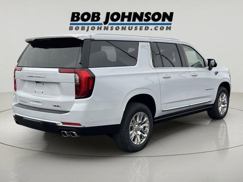 New 2026 GMC Yukon XL Denali w/ Sun & Power Step Package image 9