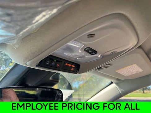 New 2025 Buick Encore GX Sport Touring image 28