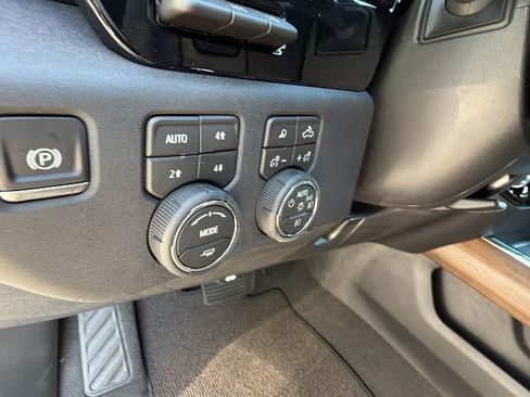 New 2026 Chevrolet Silverado 2500 High Country w/ High Country Premium Package AWD/4WD image 21