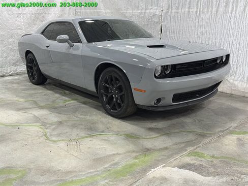 Used 2021 Dodge Challenger SXT w/ Blacktop Package image 2