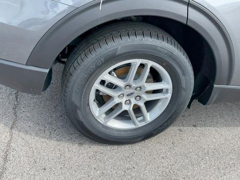 New 2026 Ford Explorer Active image 4