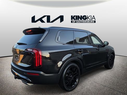 Used 2021 Kia Telluride SX w/ SX Prestige Package AWD/4WD image 3