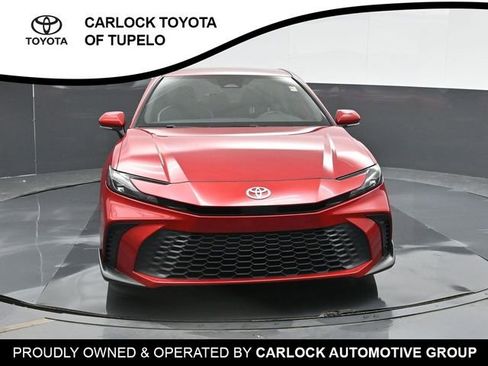 Used 2025 Toyota Camry SE w/ Convenience Package FWD image 6