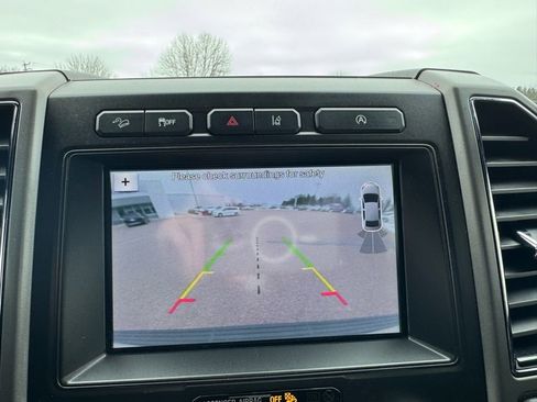 Used 2019 Ford Expedition XLT w/ Equipment Group 202A image 19