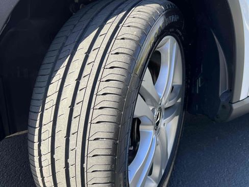 Used 2019 Mercedes-Benz GLA 250 4MATIC w/ Premium Package image 13