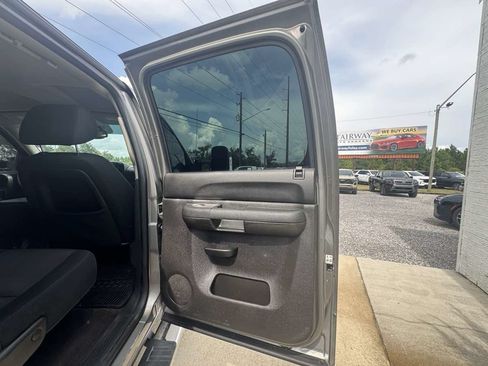 Used 2013 Chevrolet Silverado 2500 LT AWD/4WD image 28