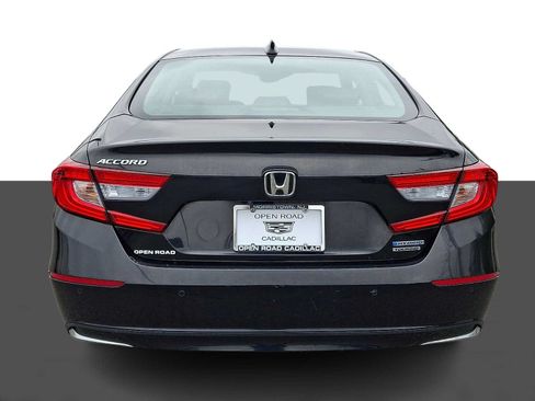 Used 2019 Honda Accord Touring image 5