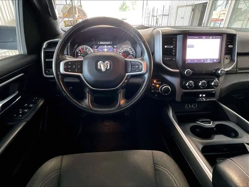 Used 2022 RAM 1500 Big Horn AWD/4WD image 17