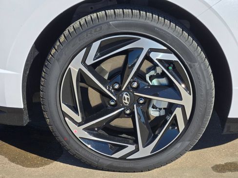 New 2026 Hyundai Sonata SEL FWD image 8