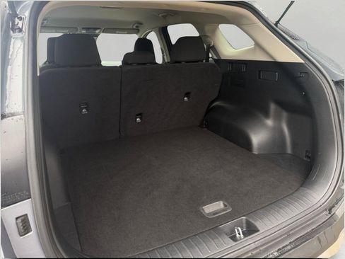 Certified 2025 Kia Sportage LX image 15