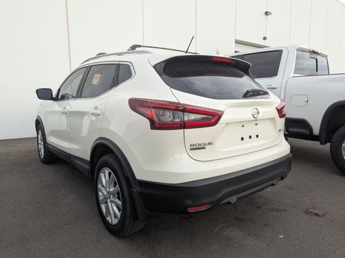 Used 2020 Nissan Rogue Sport SV w/ All-Weather Package AWD/4WD image 6