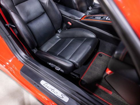 Used 2014 Porsche 911 Turbo S AWD/4WD image 28
