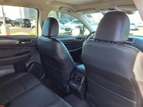 Used 2018 Subaru Outback 2.5i Limited image 19