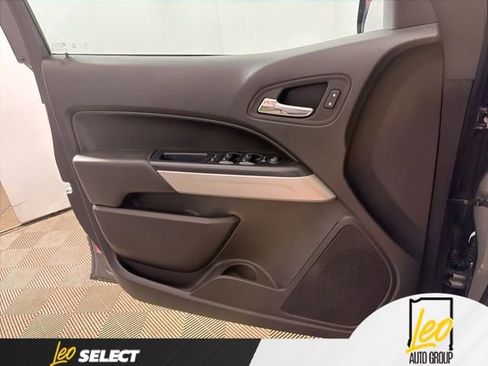 Used 2021 Chevrolet Colorado LT w/ LT Convenience Package AWD/4WD image 23