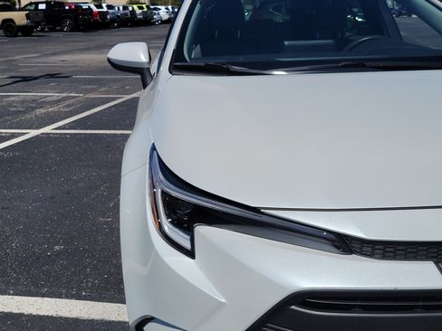 Certified 2024 Toyota Corolla LE FWD image 7