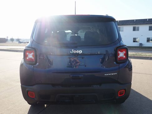 Used 2020 Jeep Renegade Sport w/ Sport Appearance Group image 13