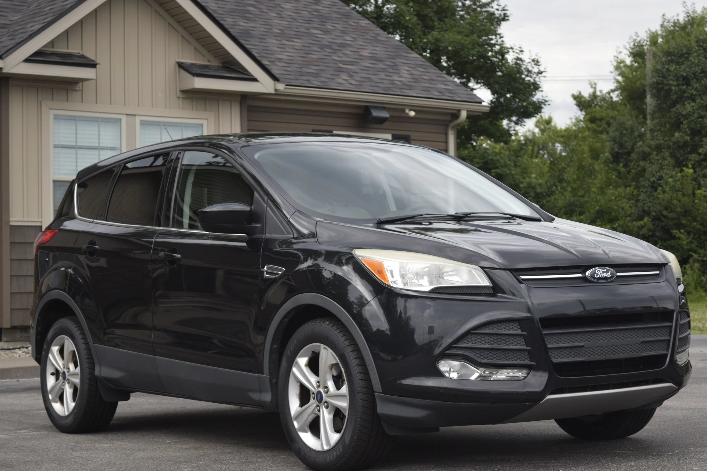 Used 2014 Ford Escape SE FWD image 1