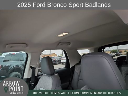 Used 2025 Ford Bronco Sport Badlands AWD/4WD image 22