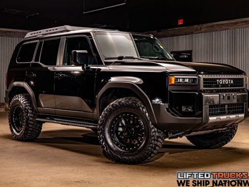 Used 2025 Toyota Land Cruiser image 1