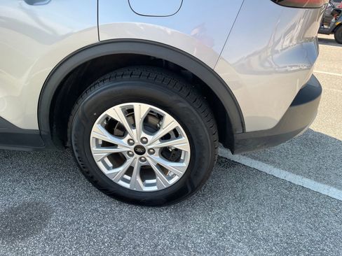 Used 2024 Ford Escape Active image 9