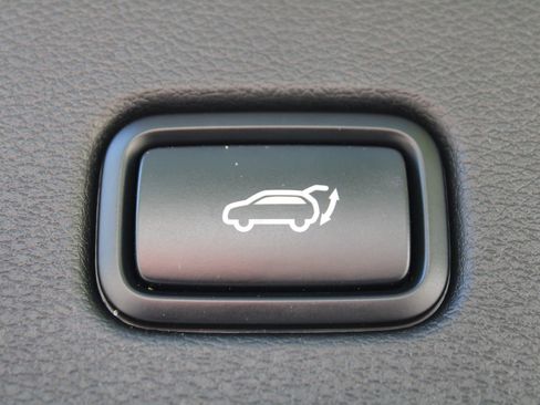 Certified 2025 Kia Sportage SX FWD image 11