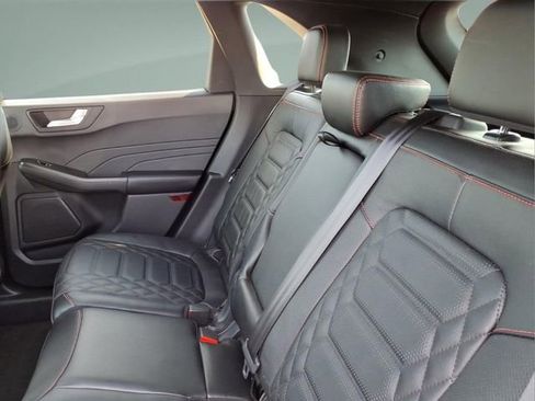 Used 2024 Ford Escape ST-Line Elite w/ Premium Technology Package AWD/4WD image 18