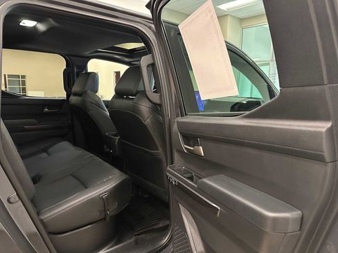Certified 2025 Toyota Tacoma TRD Off-Road w/ TRD Off Road Premium Package AWD/4WD image 29
