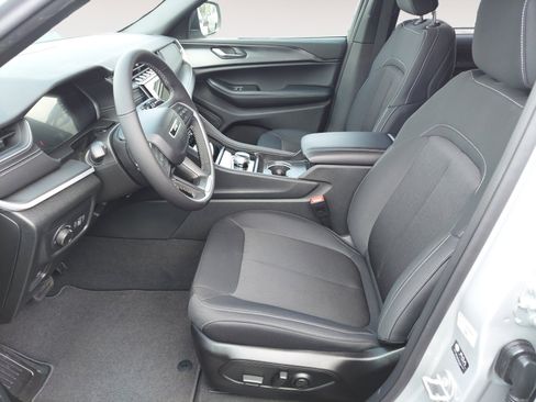 New 2026 Jeep Grand Cherokee Laredo X RWD image 22