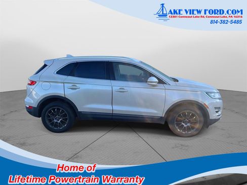 Used 2018 Lincoln MKC Select image 2