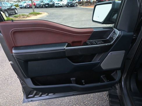 Used 2022 Ford F150 Lariat image 20