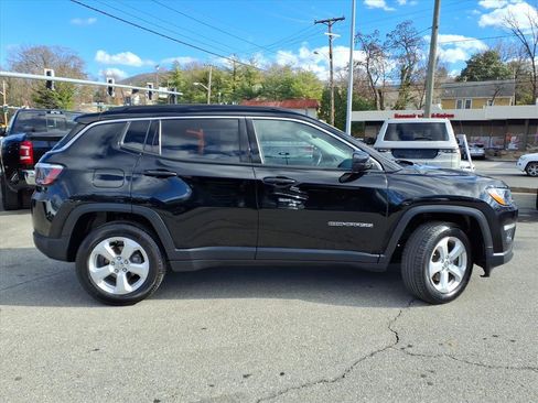 Used 2019 Jeep Compass Latitude w/ Popular Equipment Group image 3