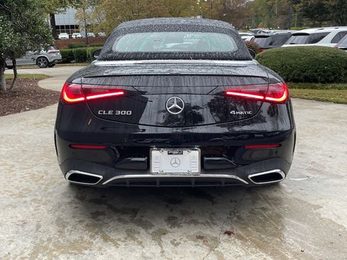 Certified 2024 Mercedes-Benz CLE 300 4MATIC Cabriolet image 12