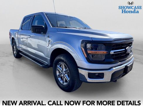 Used 2025 Ford F150 XLT w/ Equipment Group 301A Standard AWD/4WD image 6