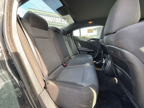 Used 2017 Dodge Charger R/T image 14