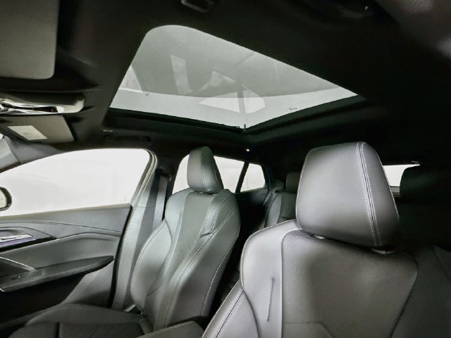 Used 2026 BMW X2 xDrive28i w/ Technology Package AWD/4WD image 23