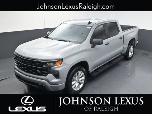 Used 2025 Chevrolet Silverado 1500 Custom RWD image 24