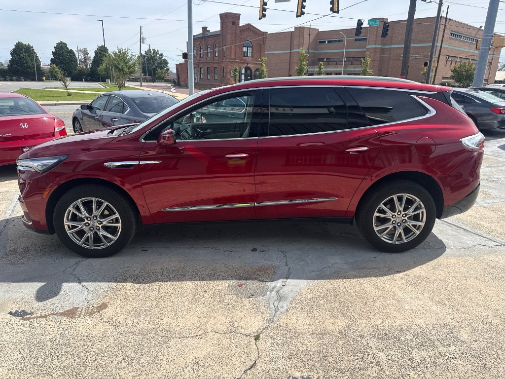 Used 2023 Buick Enclave Premium FWD image 7