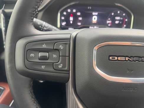 Used 2025 GMC Sierra 2500 Denali Ultimate w/ Max Trailering Package AWD/4WD image 23