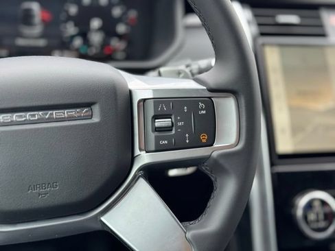 New 2026 Land Rover Discovery S AWD/4WD image 29