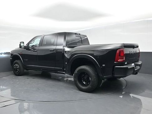 Used 2025 RAM 3500 Limited AWD/4WD image 6
