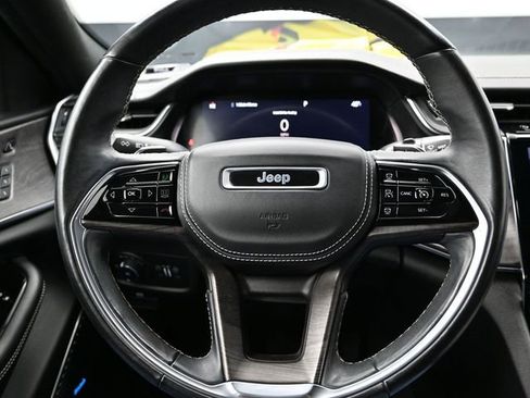 Used 2022 Jeep Grand Cherokee L Overland w/ Luxury Tech Group IV image 31