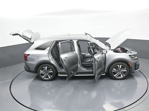 Used 2022 Kia Sorento EX w/ Panoramic Sunroof Package image 78