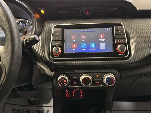 Used 2021 Nissan Kicks S image 14