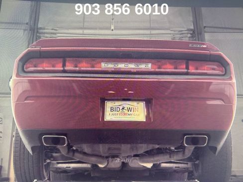 Used 2012 Dodge Challenger SRT8 w/ Premium Sound Group image 14